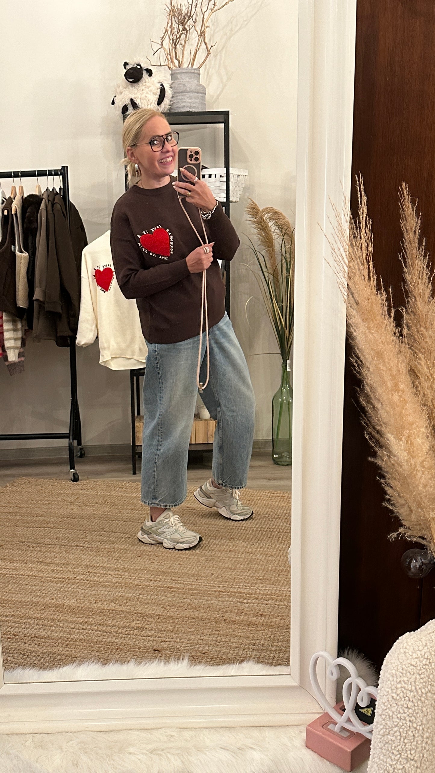 Love is a kiss Pullover