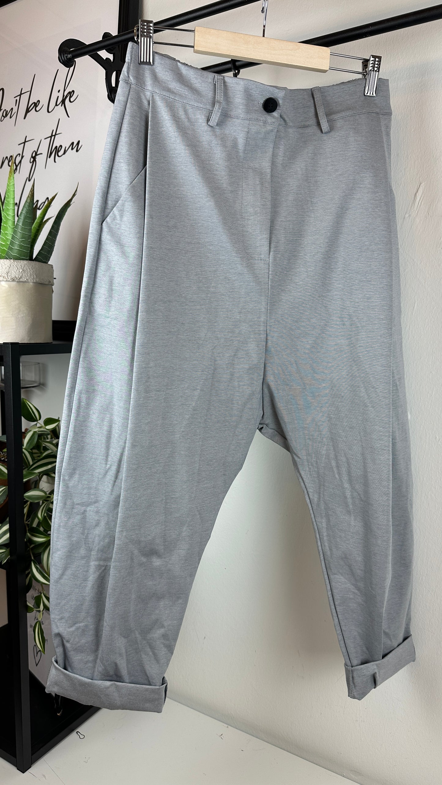 Baggy mit Bundfalten