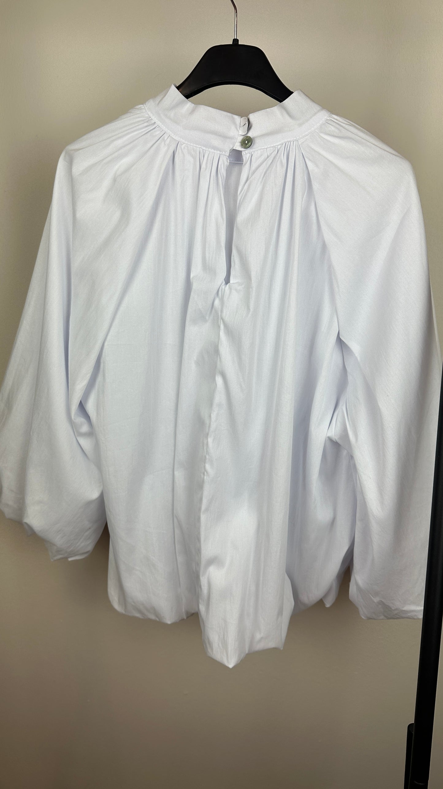 Ballonbluse in drei Farben