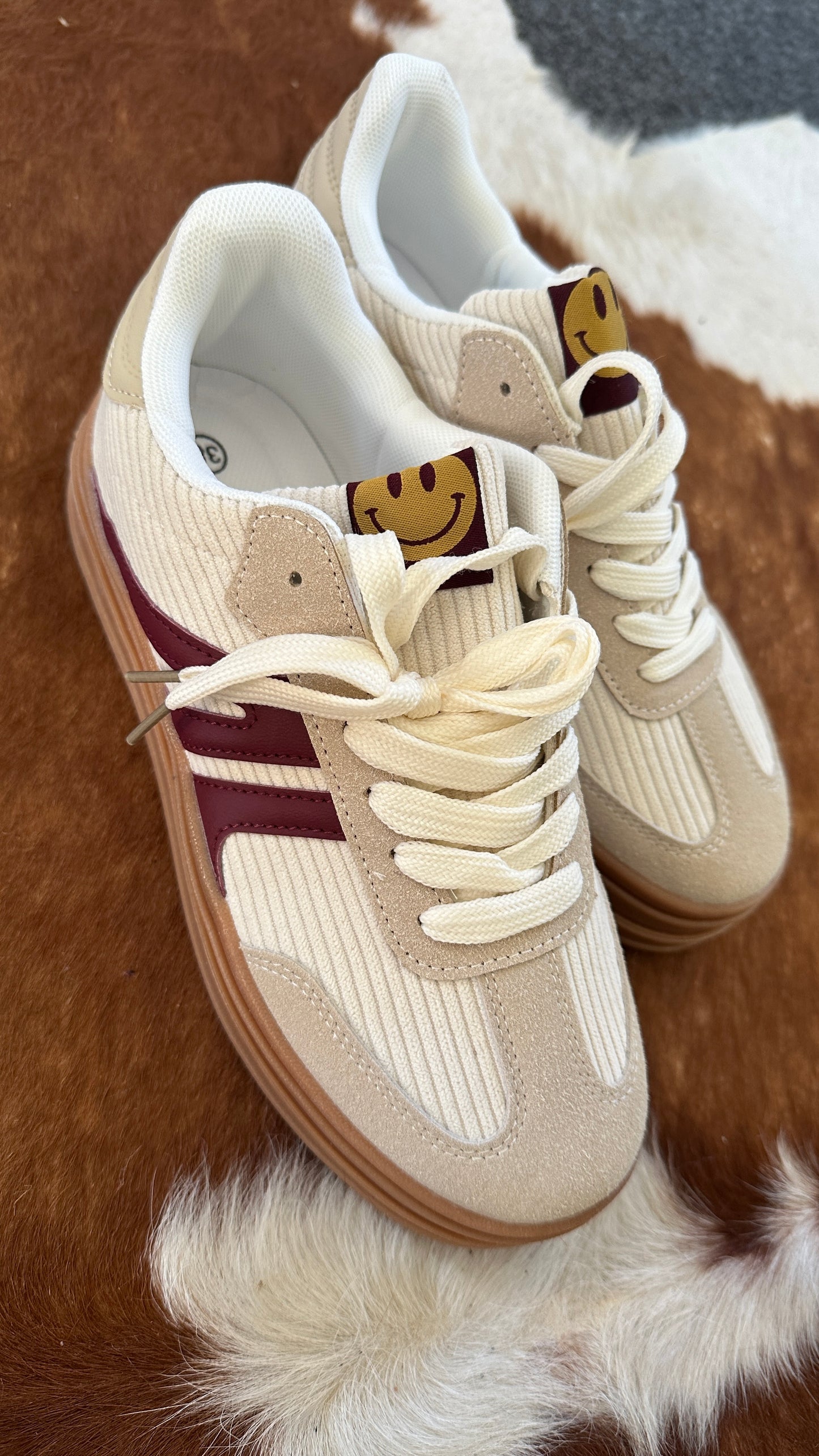 Sneaker Comfy Smiley