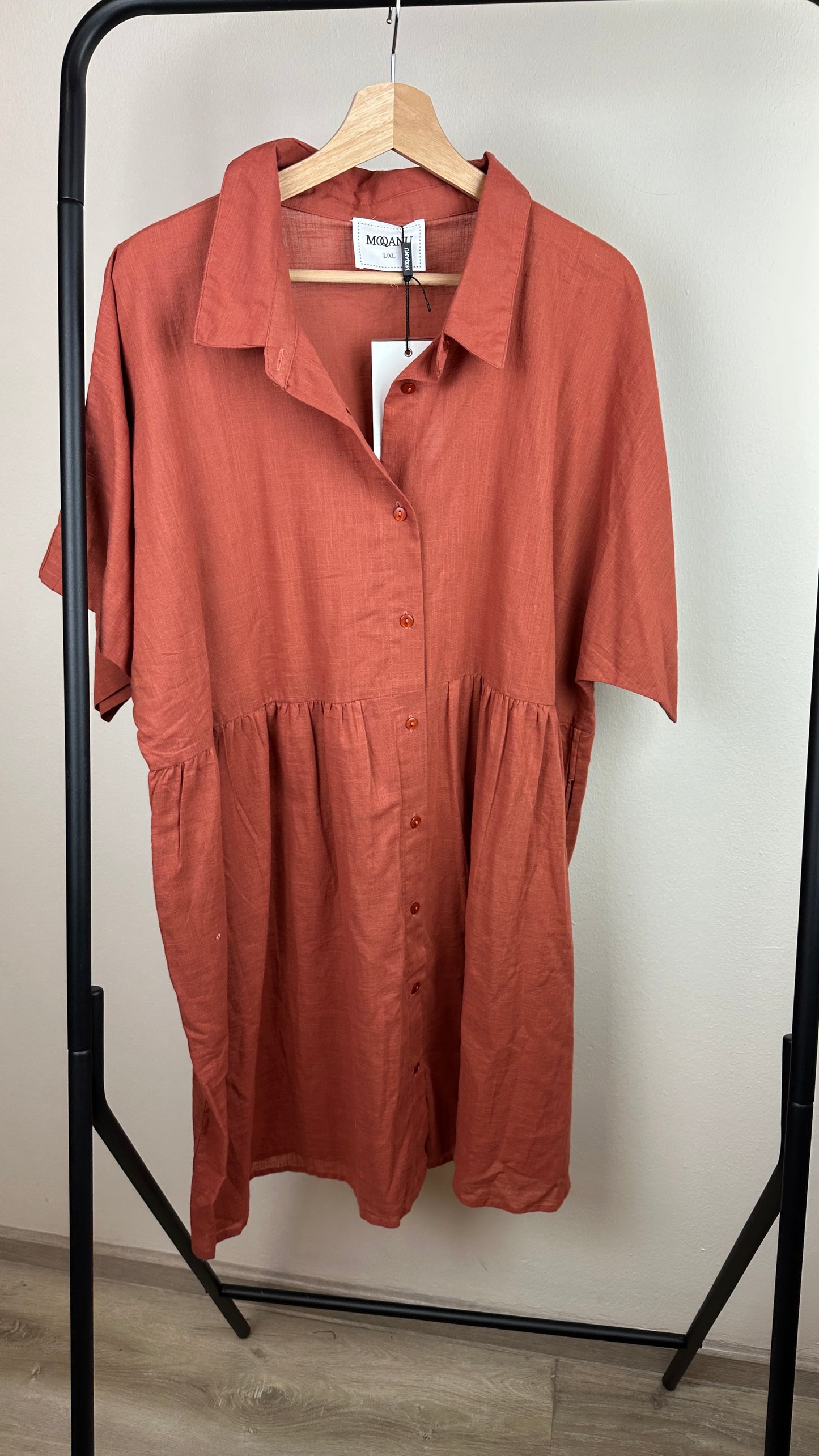Kleid Maqanu midi