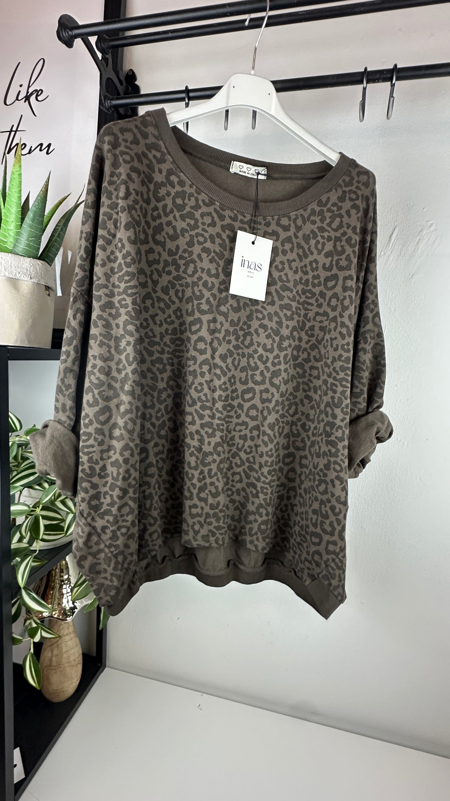 Leo Basic Sweaty