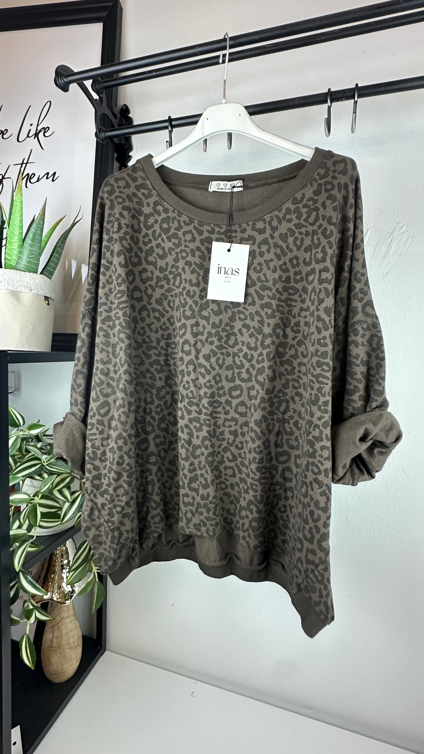 Leo Basic Sweaty