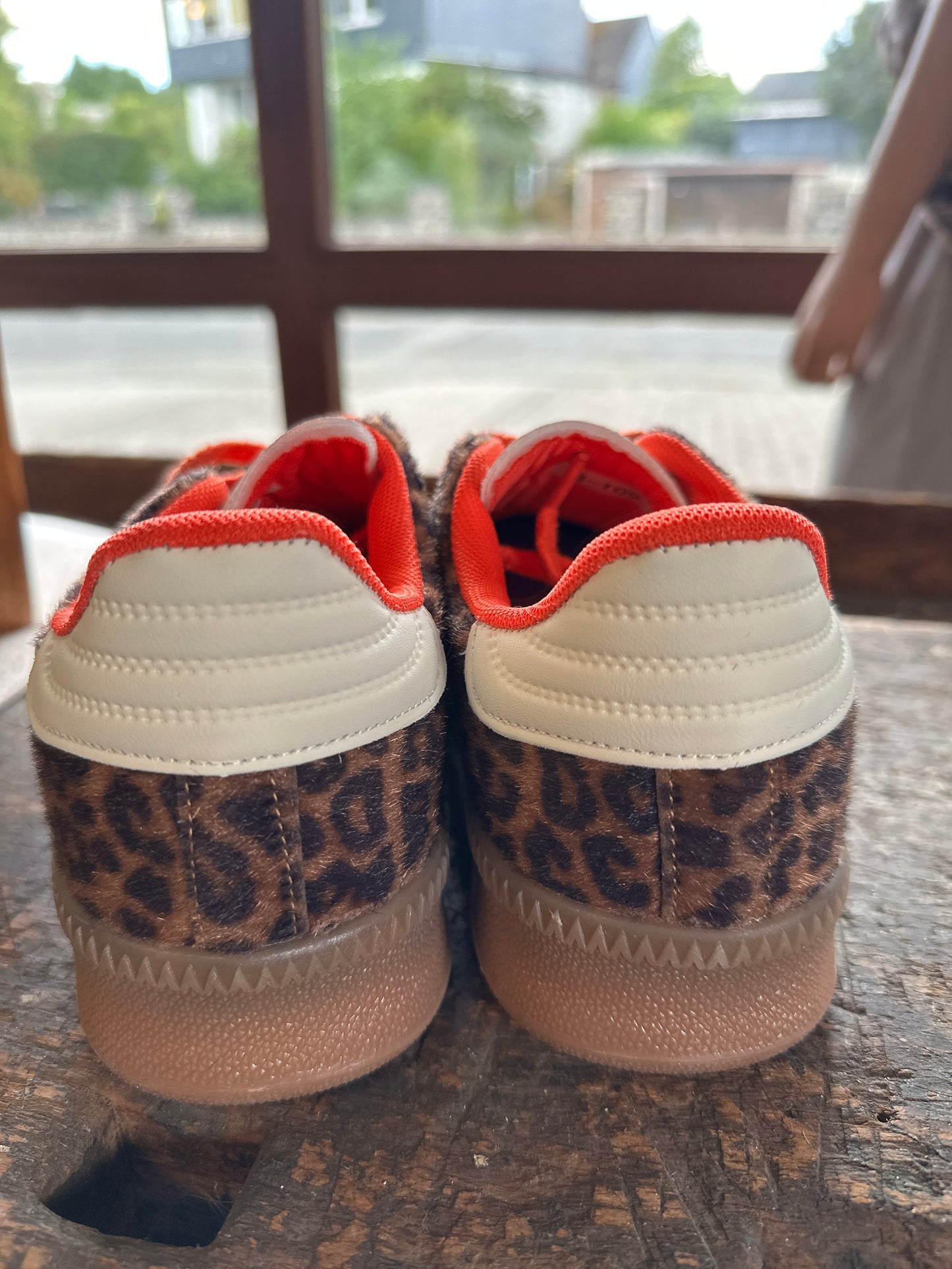 Sneaker Fakefur Leo/Orange