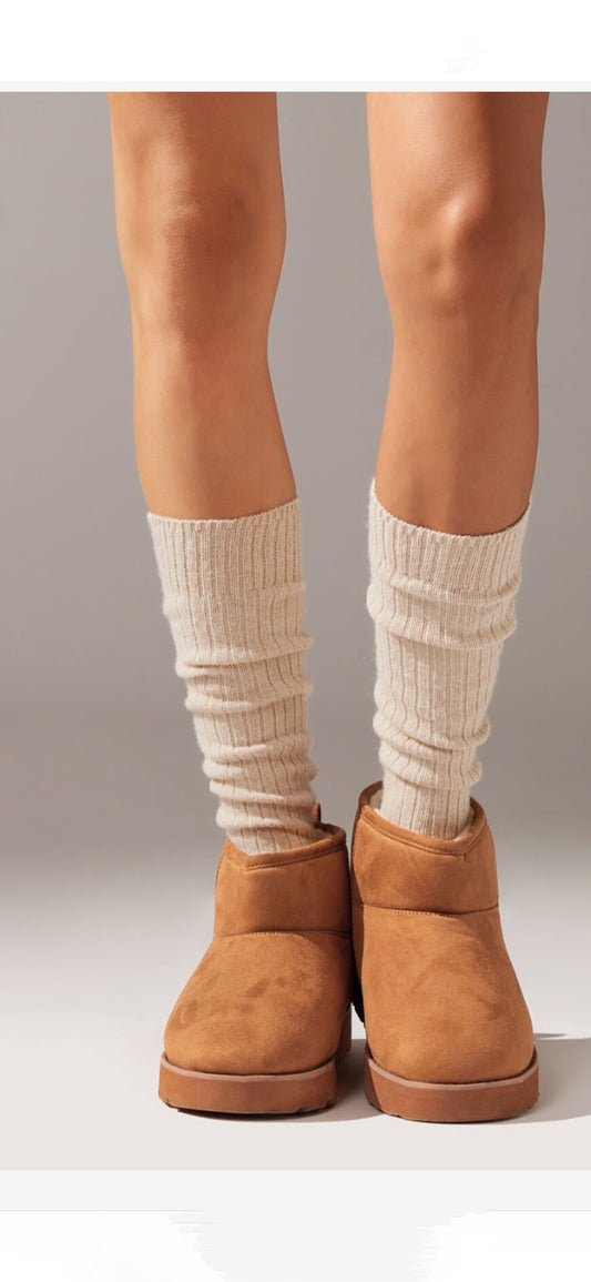 Hohe Wollsocken