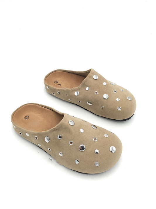 Nietenschlappen Beige