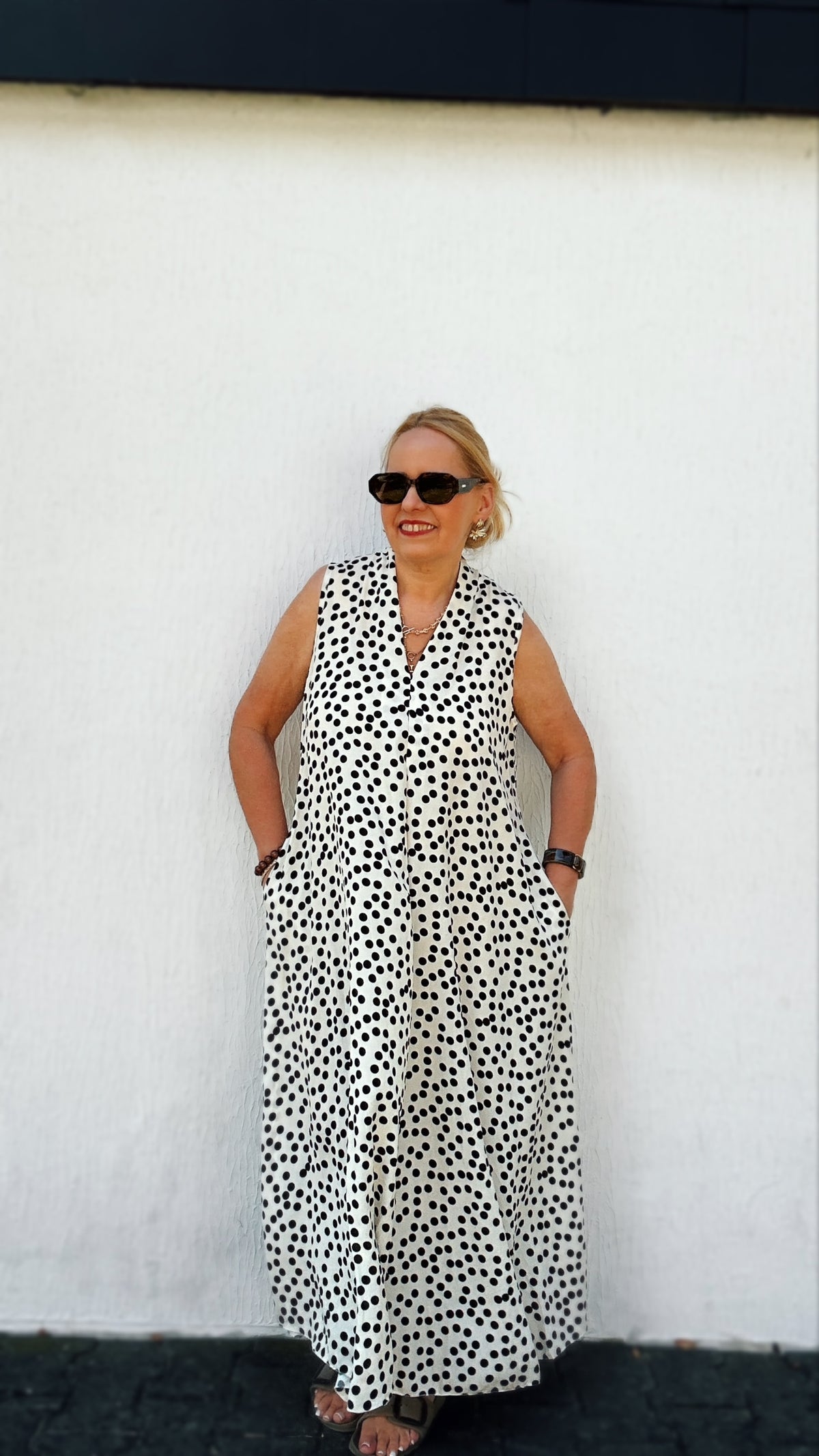 Sommerkleid mit Pünktchen