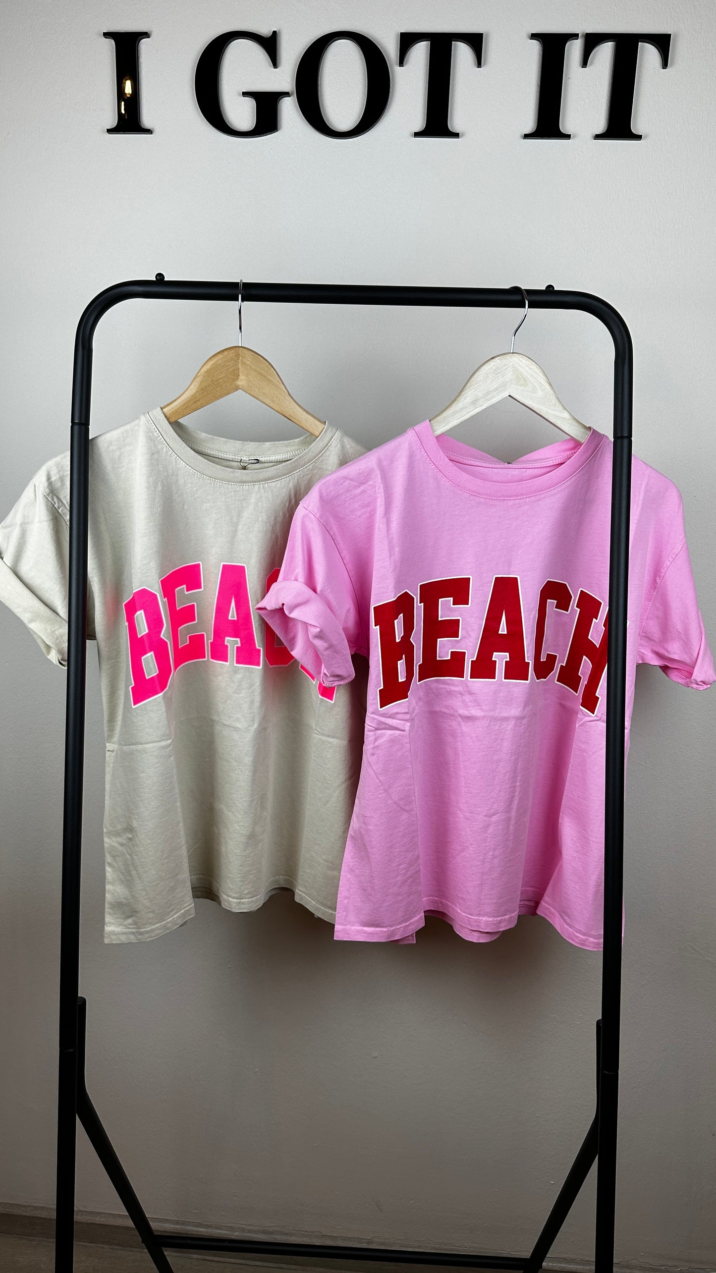 BEACH T-Shirt