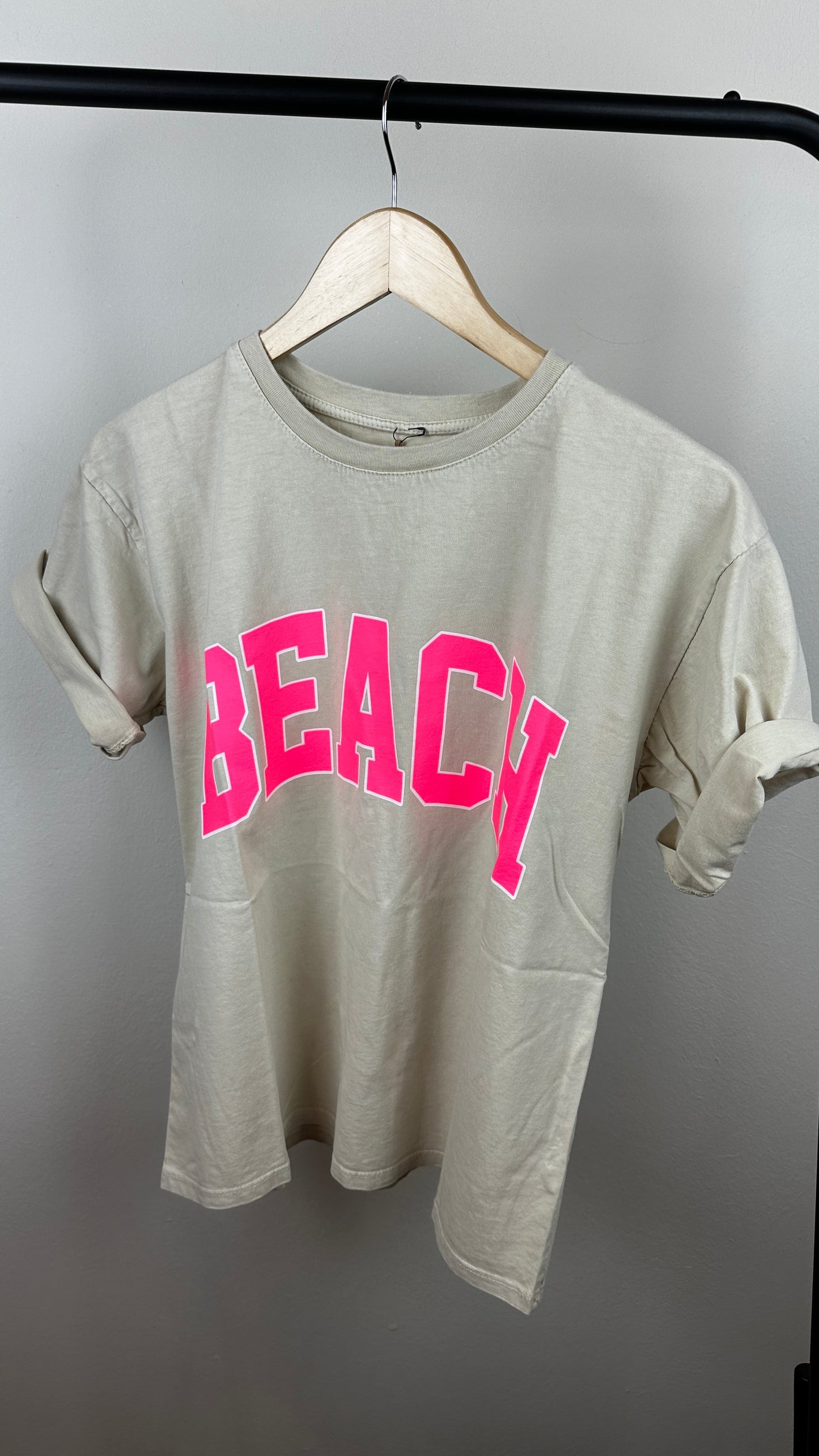 BEACH T-Shirt