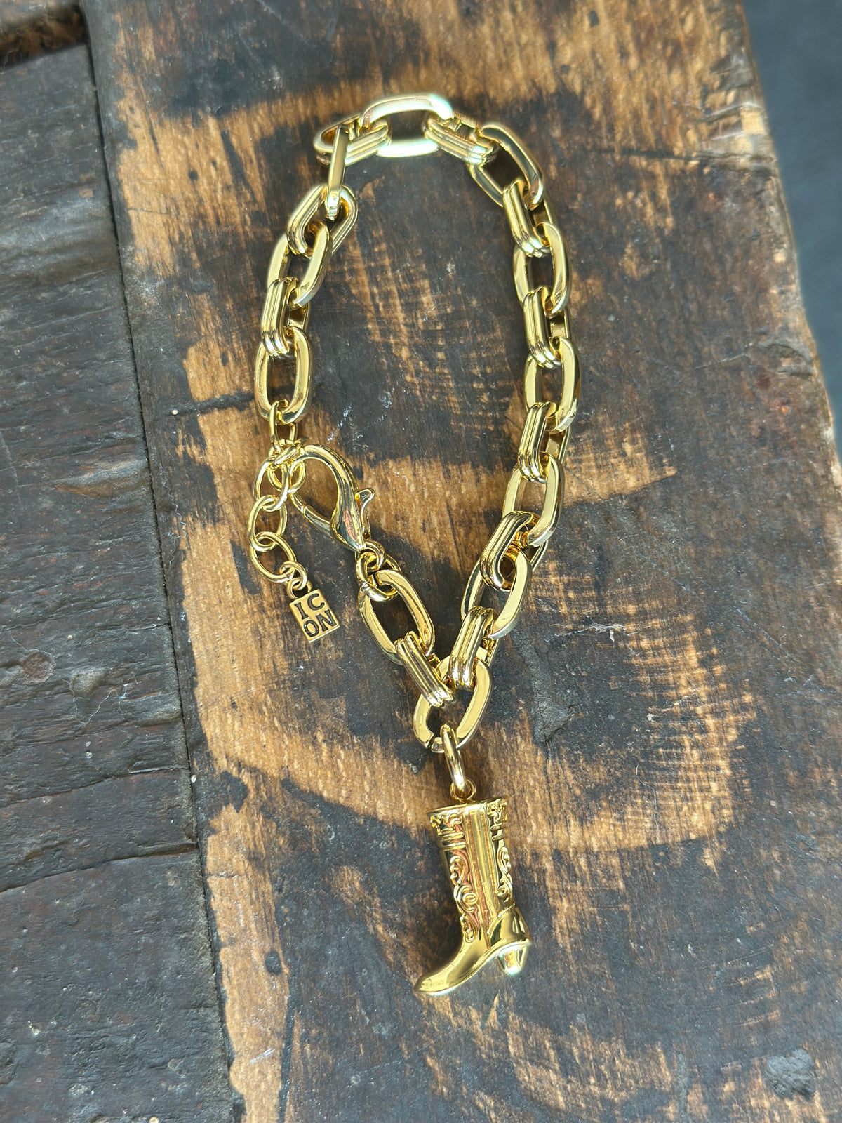 ICON Boots Armband