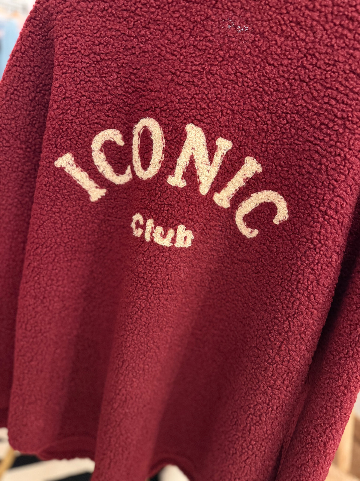 Teddy Hemdjacke ICONIC Club