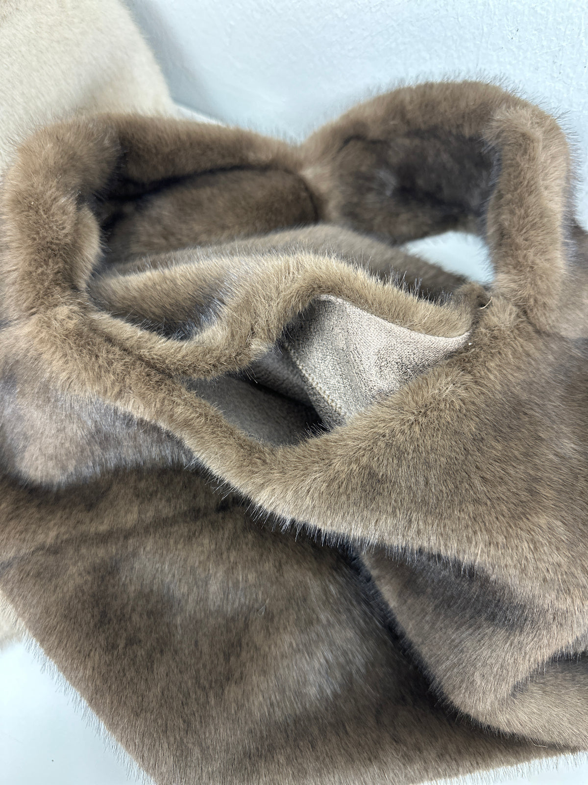 Fakefur Felltasche