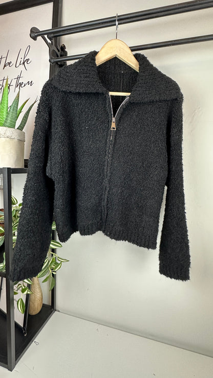 Bouclè Strickjacke mit Kragen
