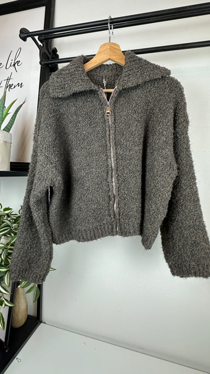 Bouclè Strickjacke mit Kragen