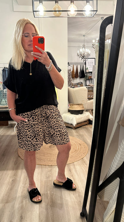 Leo Viskoseshorts