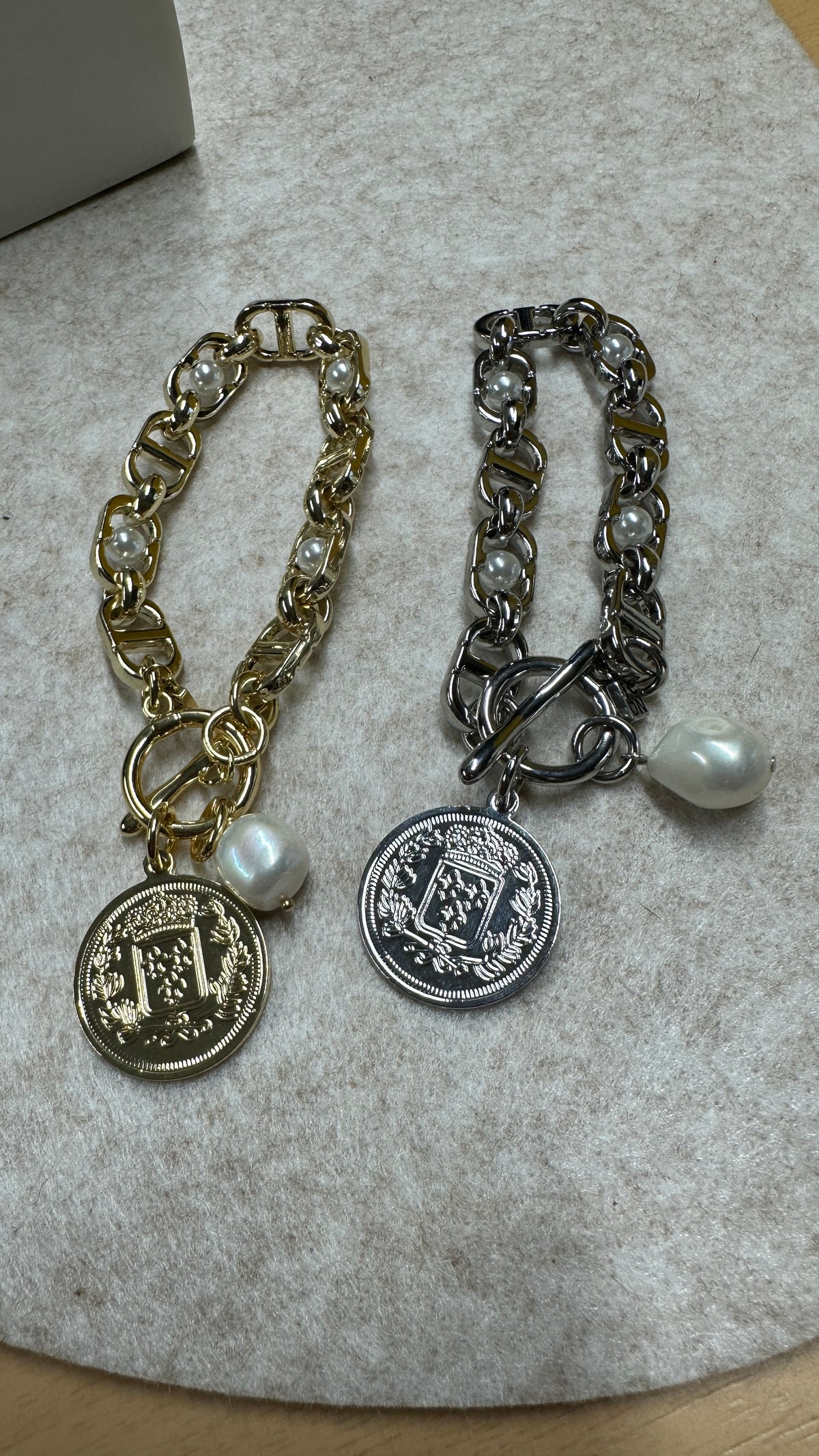 ICON Armband COIN