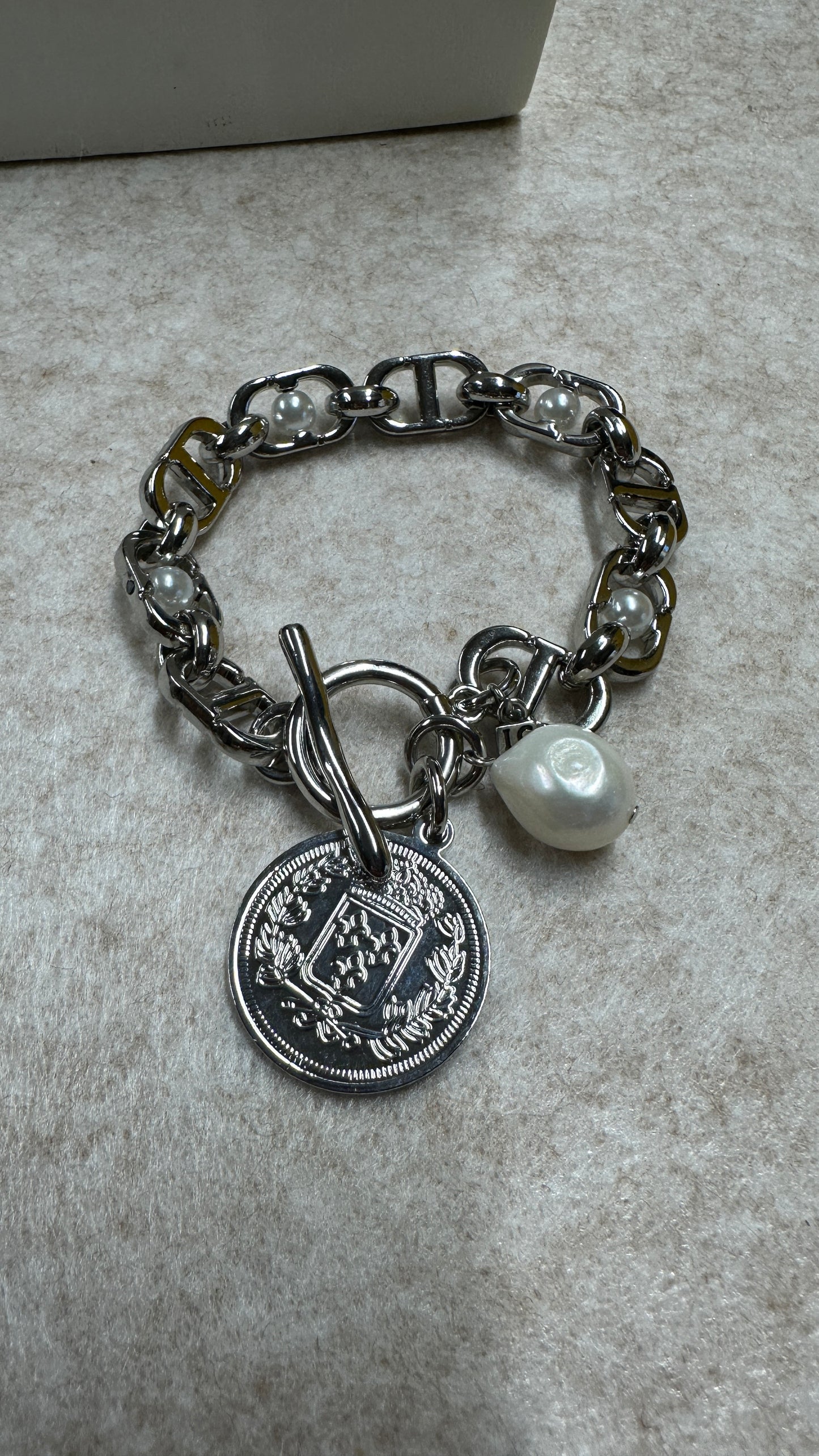 ICON Armband COIN