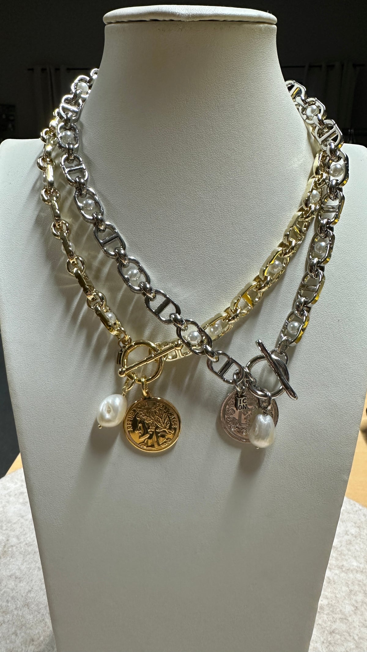 ICON Kette COIN