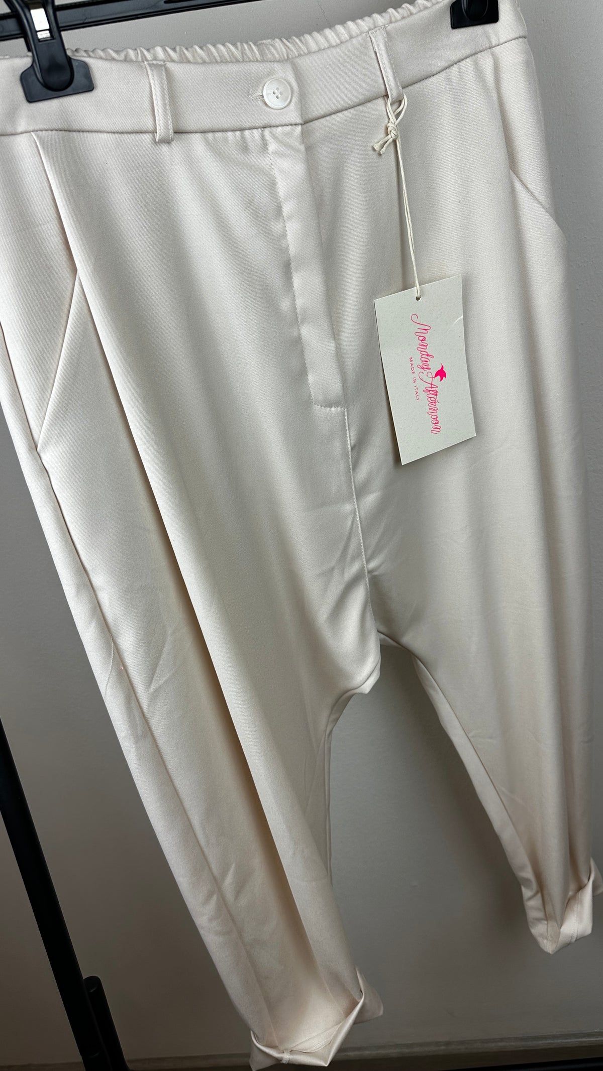 Bundfalten Baggy Creme