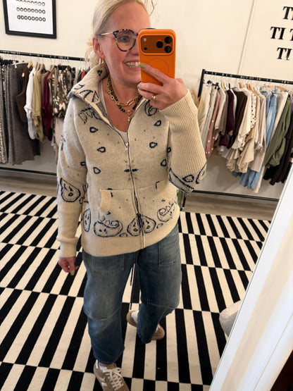 Cardigan Bandana