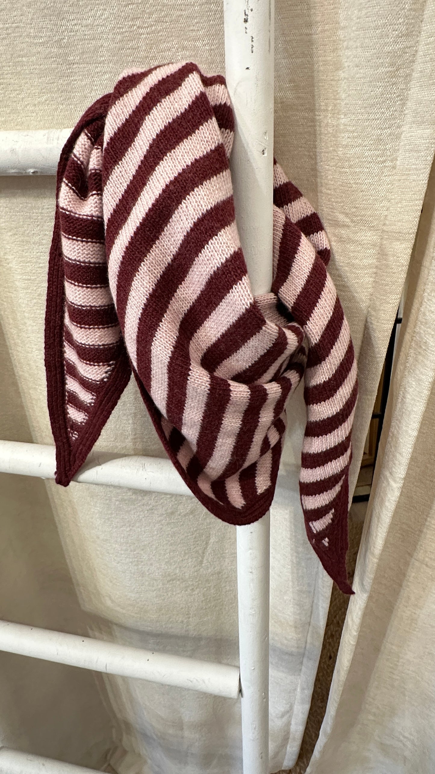 Nicki Stricktuch mit Cashmere