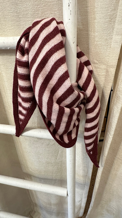 Nicki Stricktuch mit Cashmere