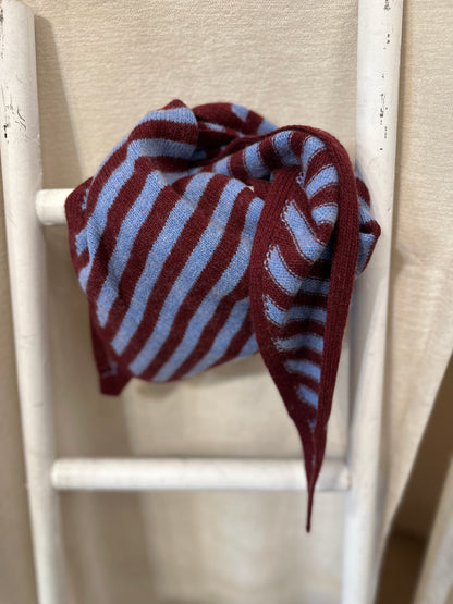 Nicki Stricktuch mit Cashmere