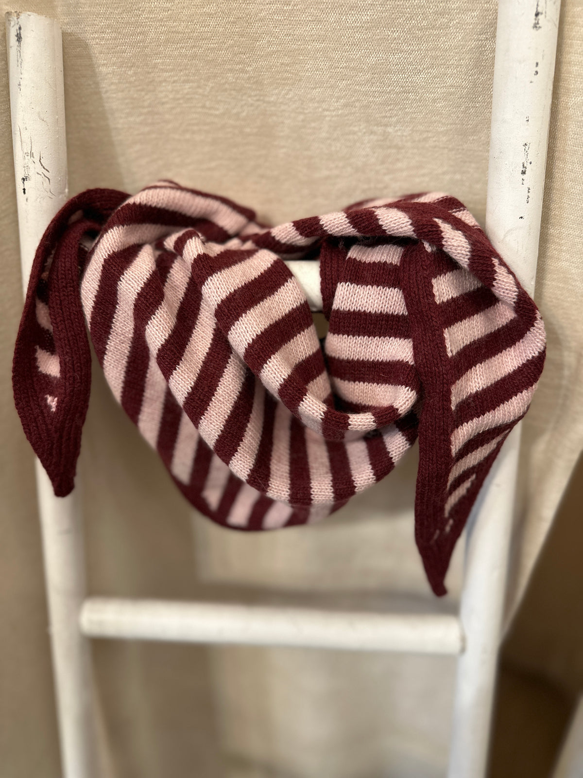Nicki Stricktuch mit Cashmere
