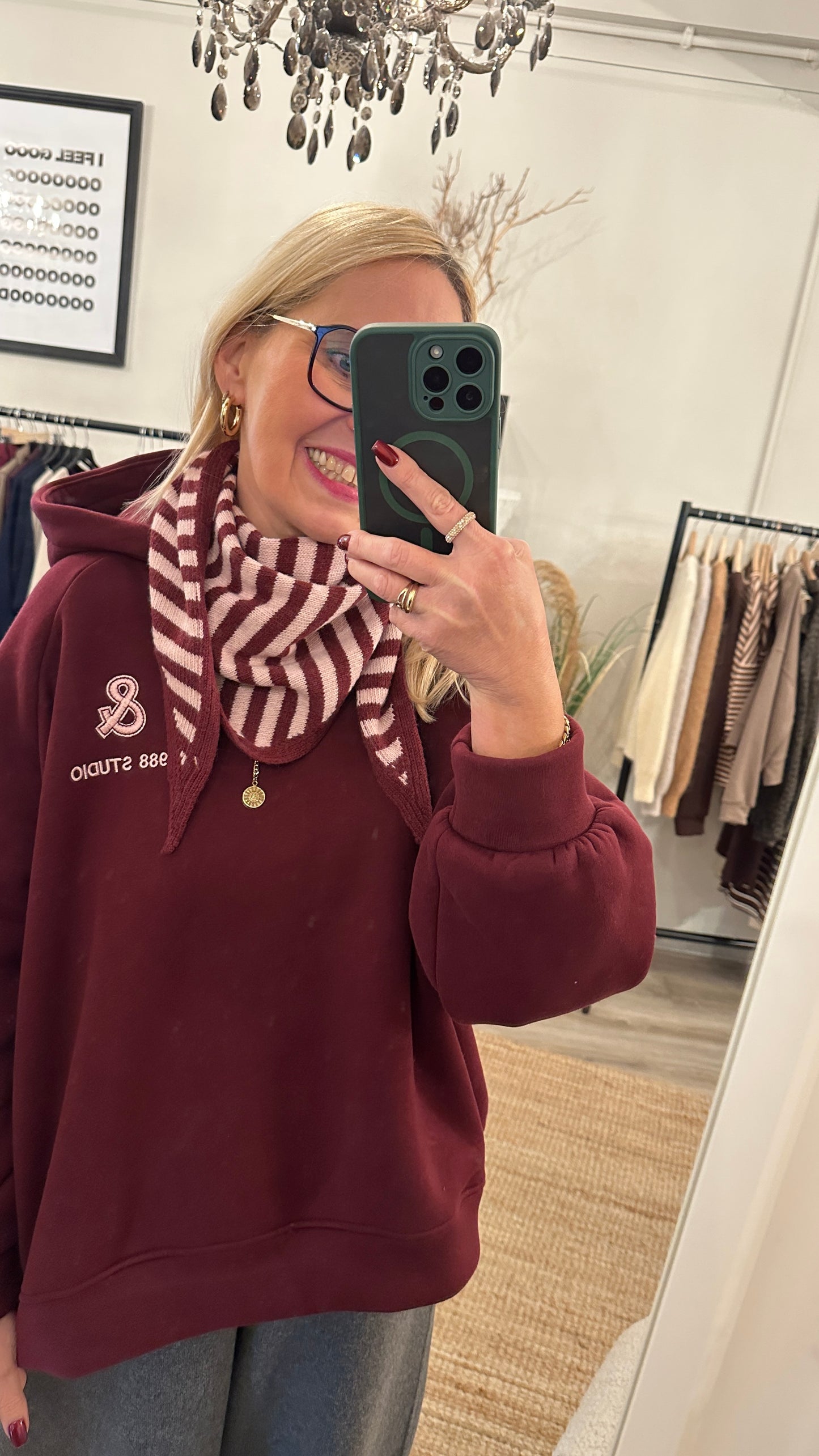 Nicki Stricktuch mit Cashmere