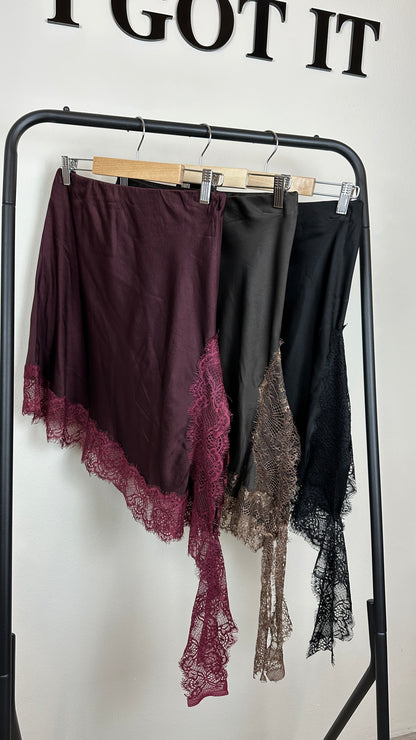 Lace Skirt  asymetrisch