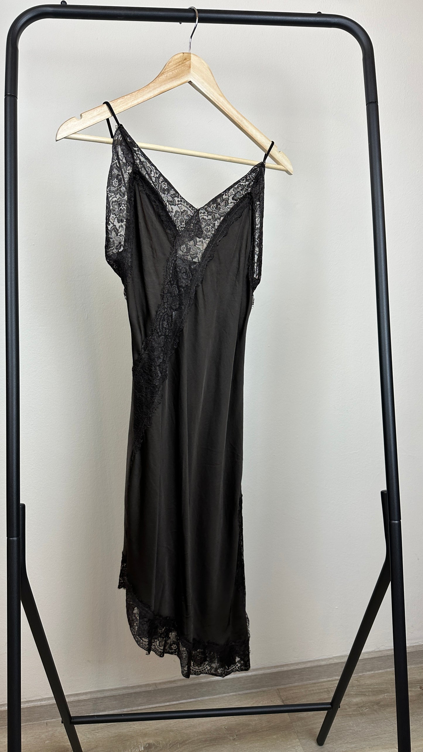 Lace Dress asymetrisch