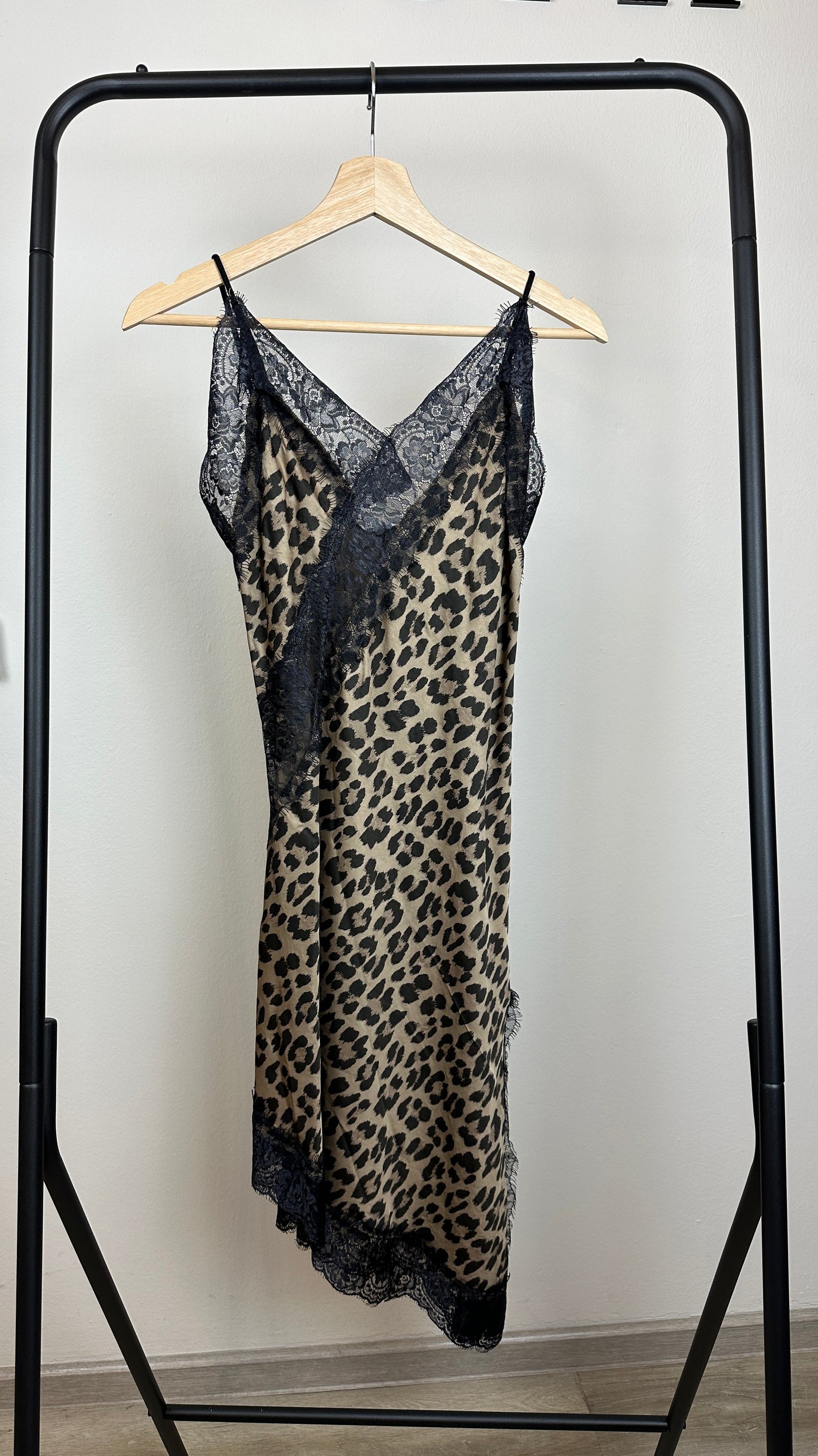 Lace Dress asymetrisch