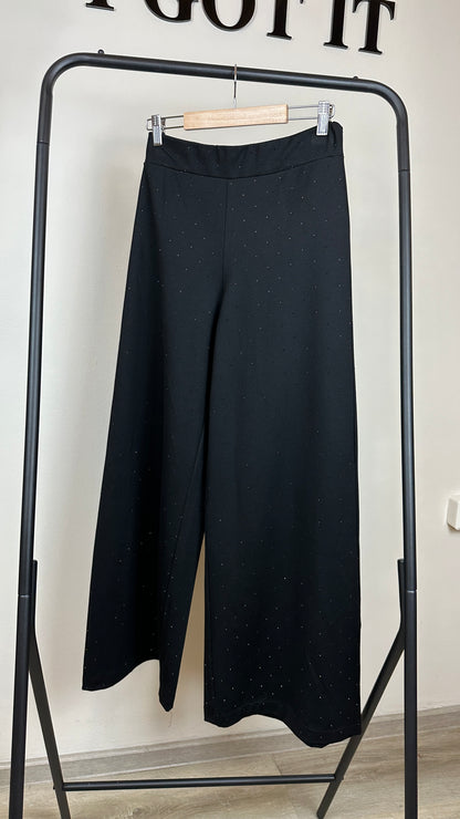 Marlenehose mit Steinchen