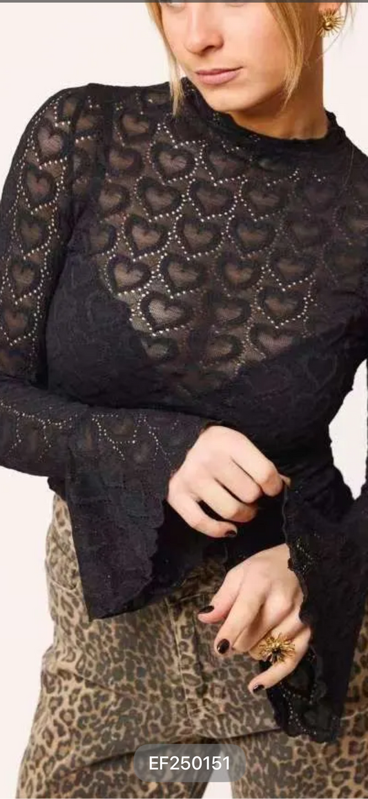 Spitzenshirt Herzchen