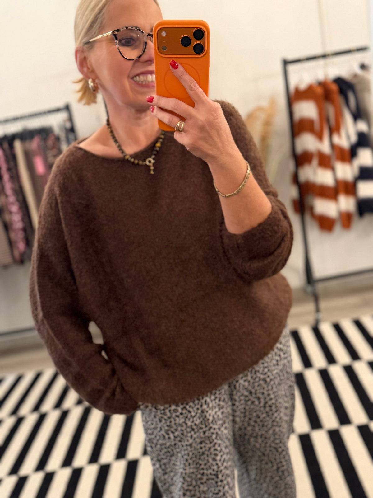MARTA du Chateau Flauschpullover Schoko