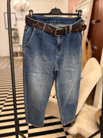Jeans Monja mit Gürtel