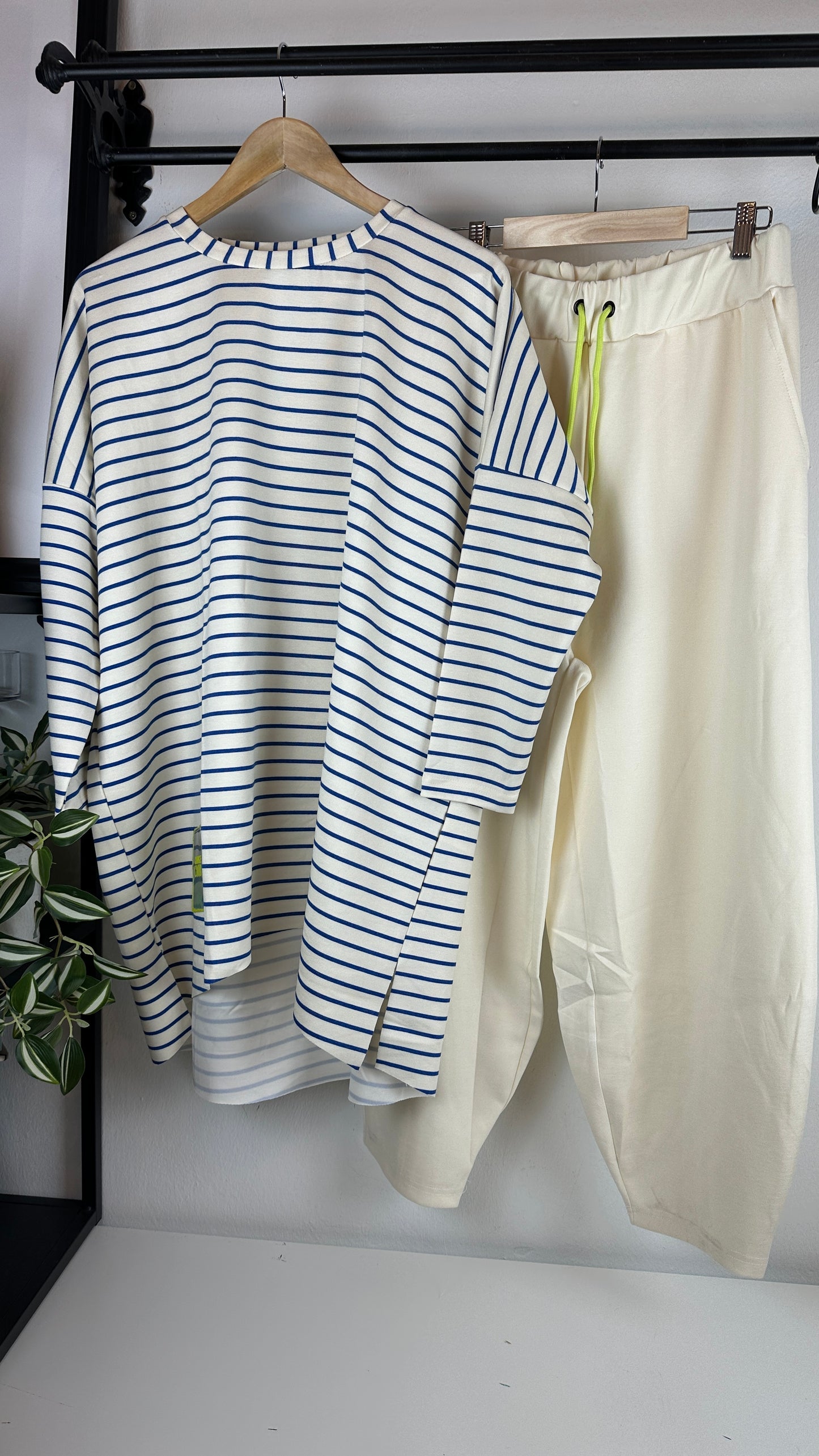 Bigsize Streifensweater