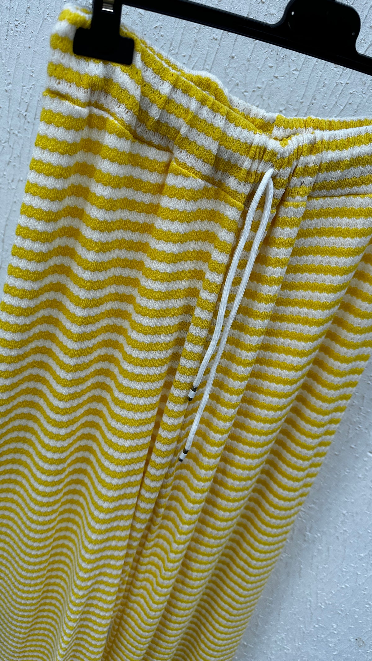 Sommerstrickhose geringelt