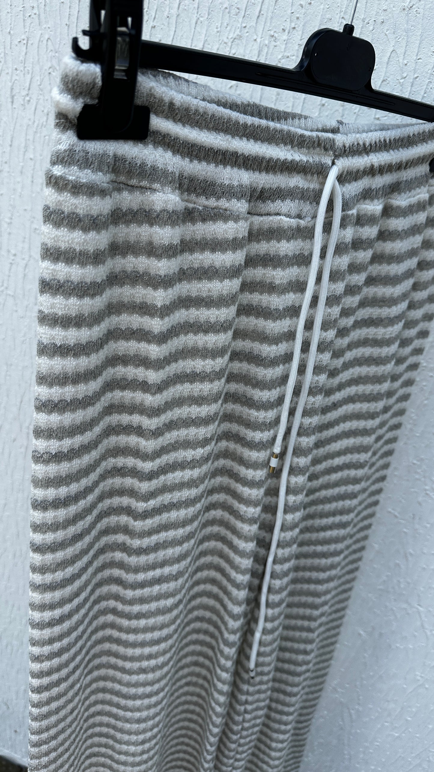 Sommerstrickhose geringelt