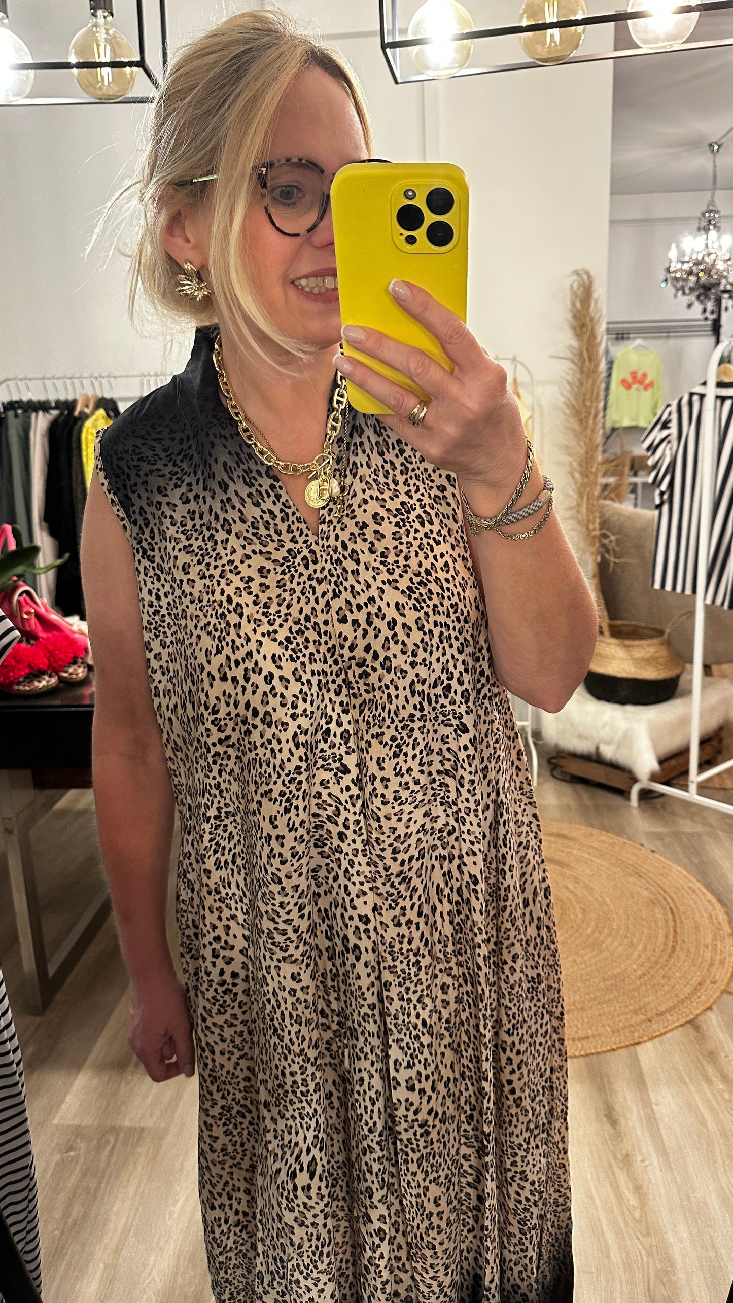 Leo Maxikleid ärmellos in drei Farben
