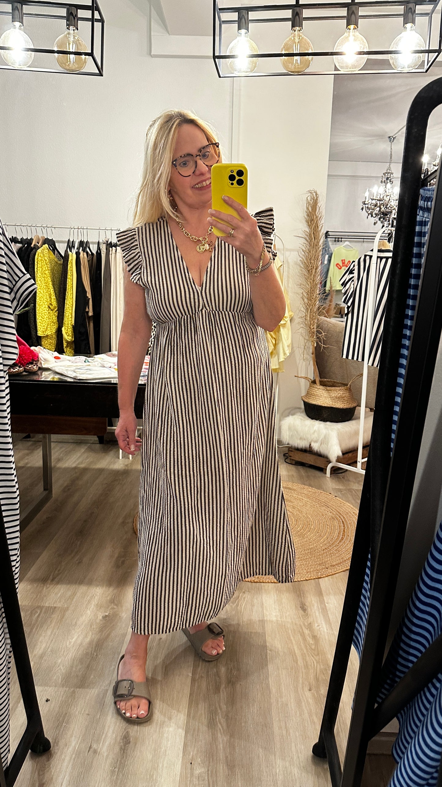 Musselin Sommerkleid in zwei Farben gestreift