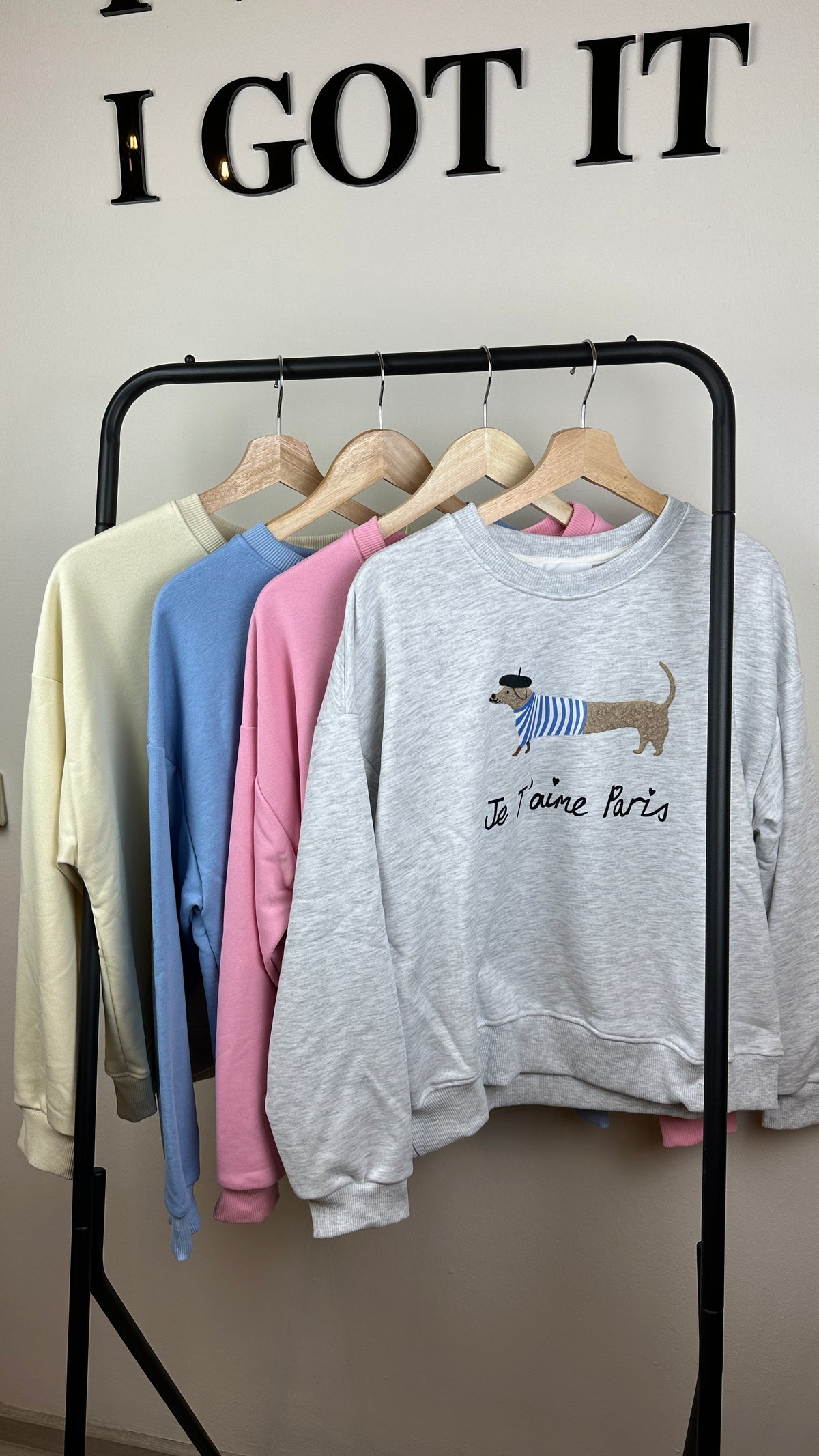 Sweater Sausage Dog