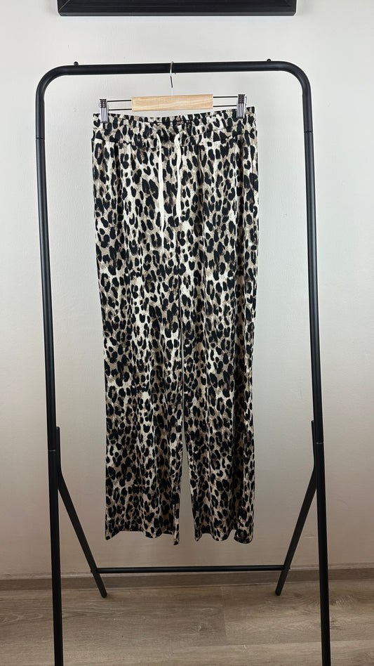 Leo Shirthose gerippt