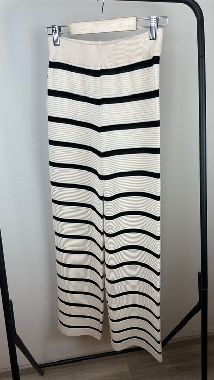 Strickhose gerippt