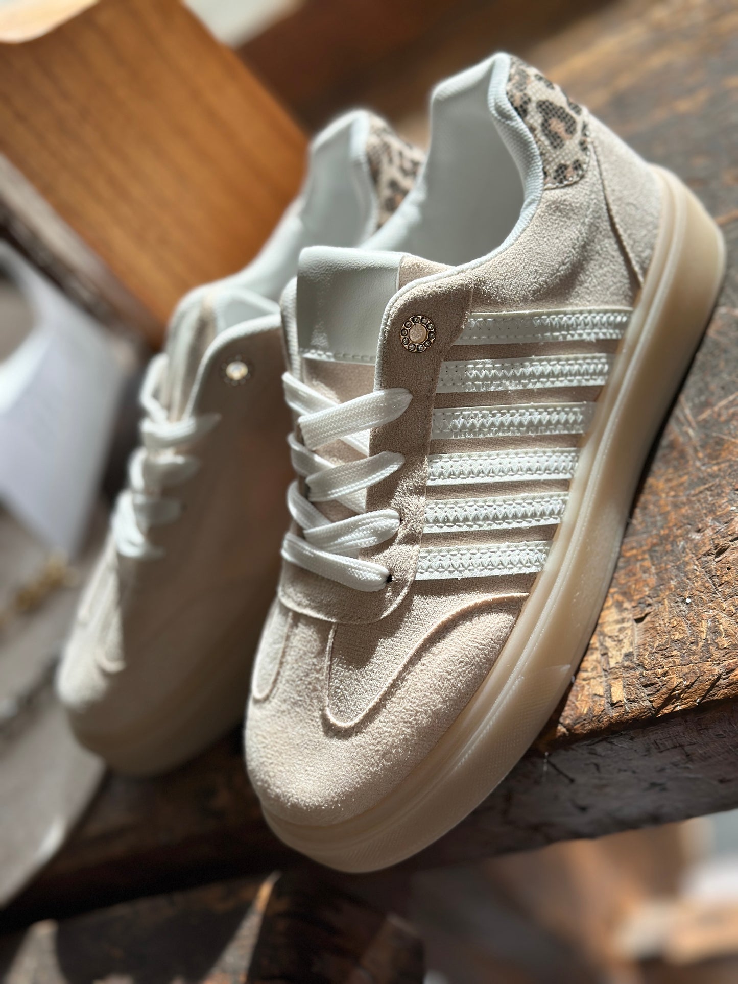 Sneaker Sport Stripes Leo