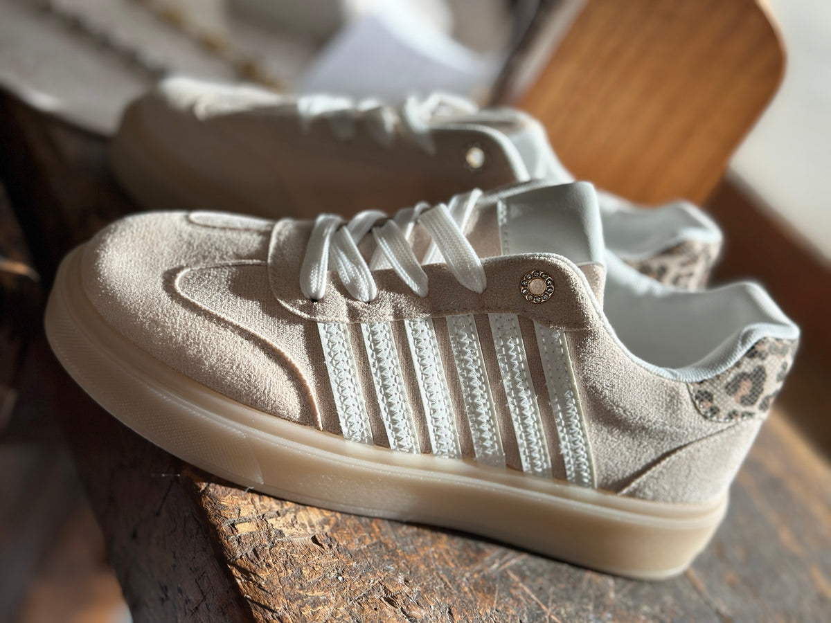 Sneaker Sport Stripes Leo