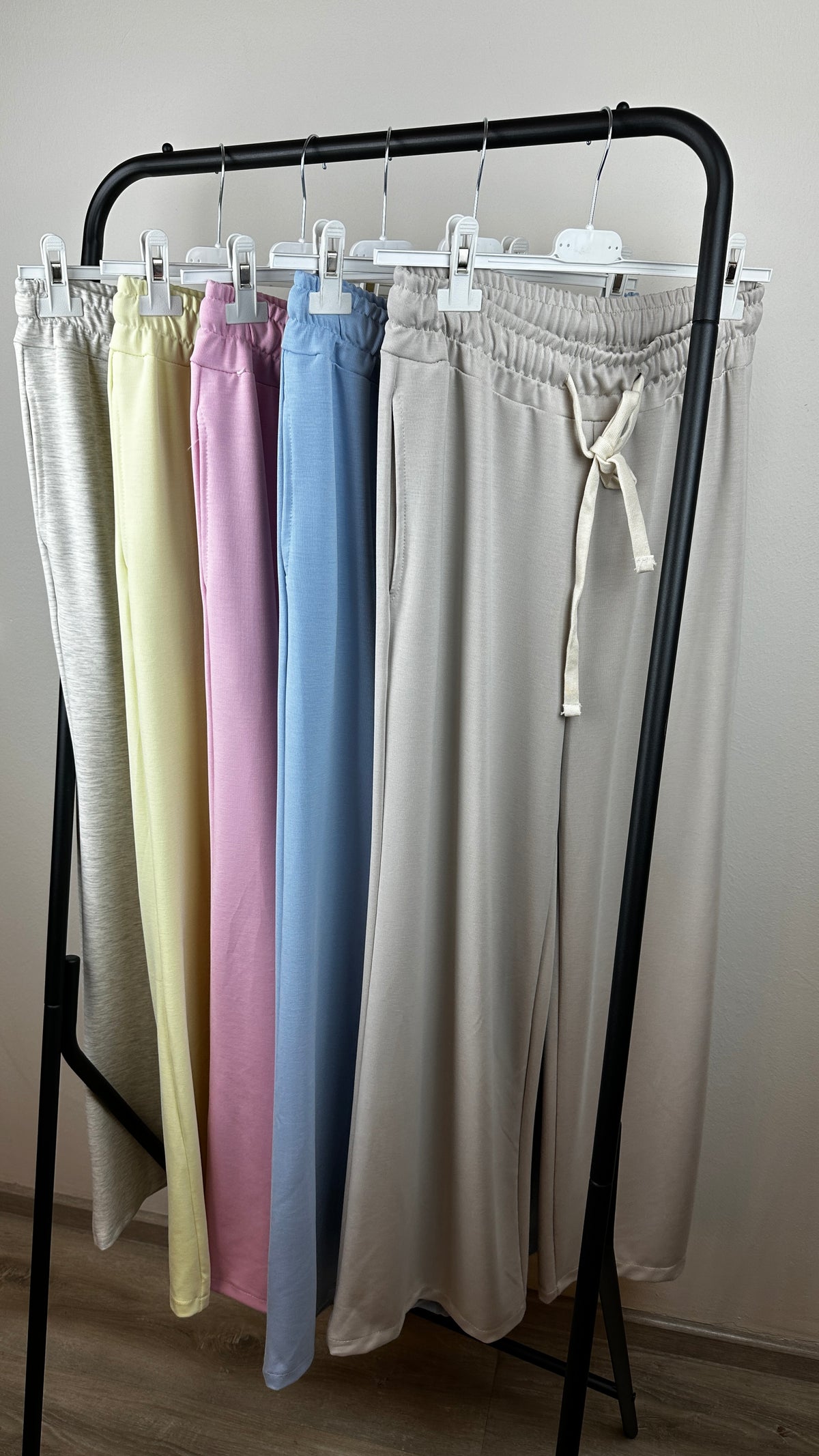Wideleg Jerseyhose