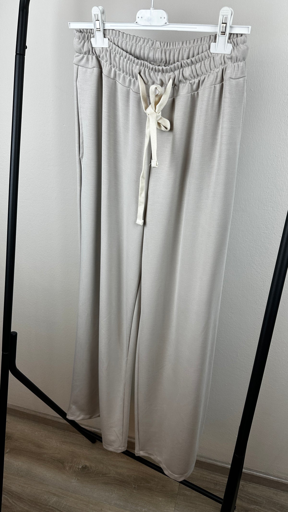 Wideleg Jerseyhose