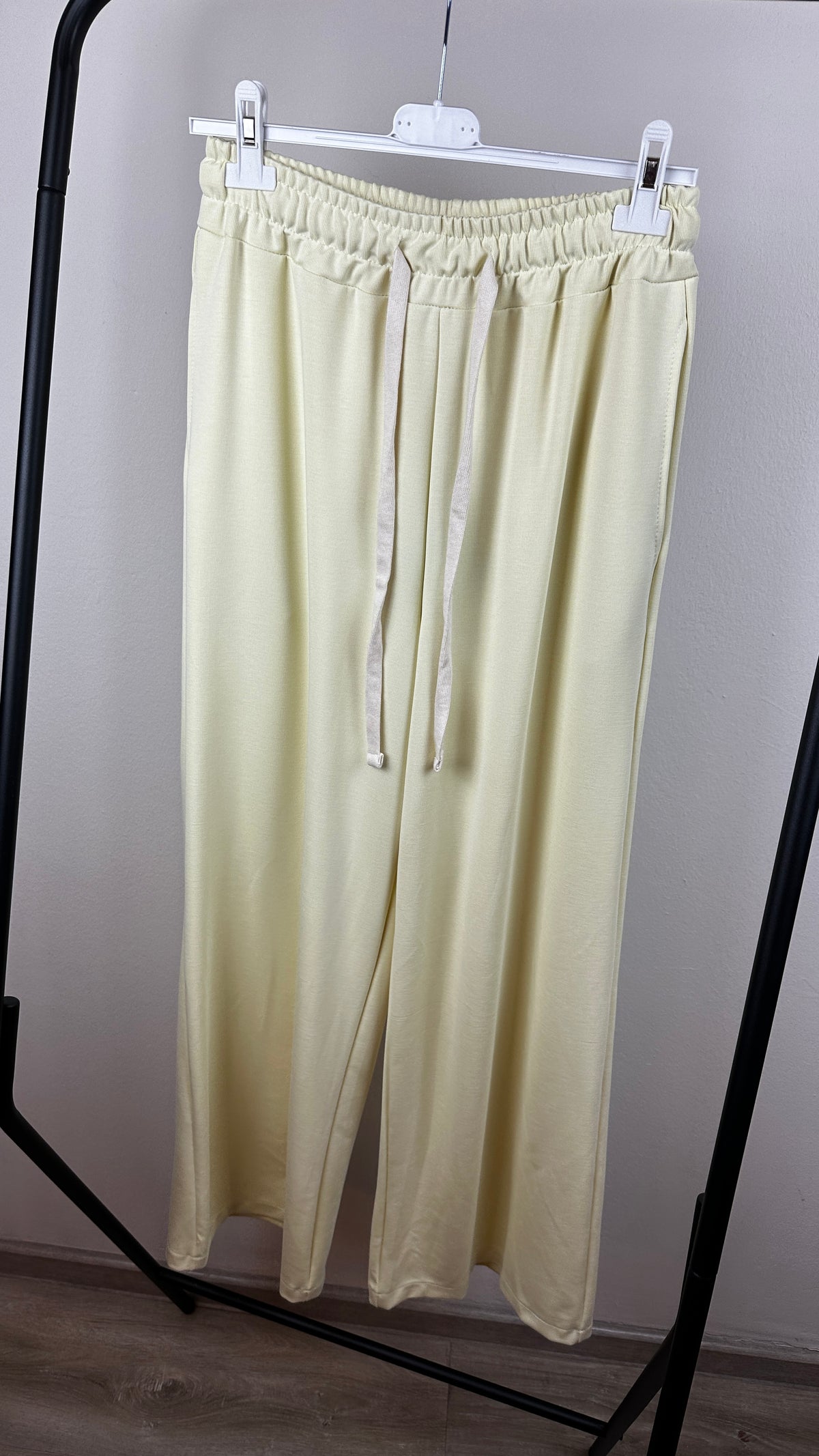 Wideleg Jerseyhose