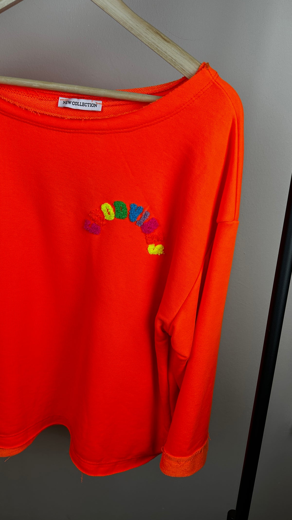 GOOD VIBES Sweater